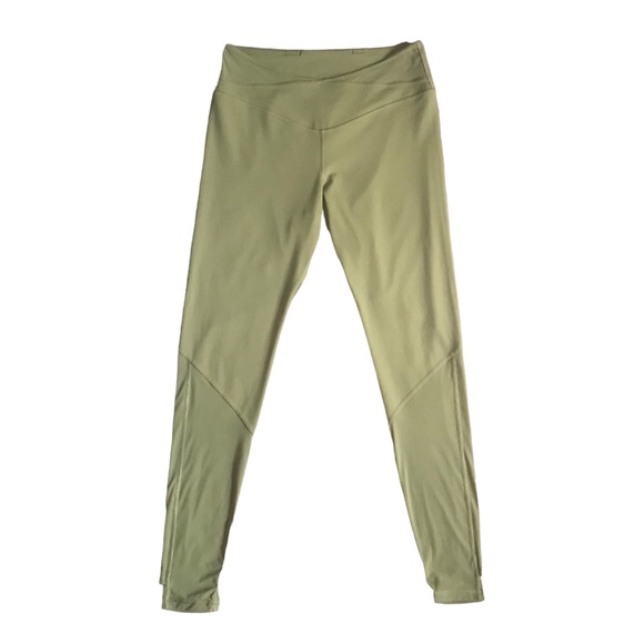 Lululemon Nulu Crisscross Mesh Stirrup Tights - Picture 2 of 8